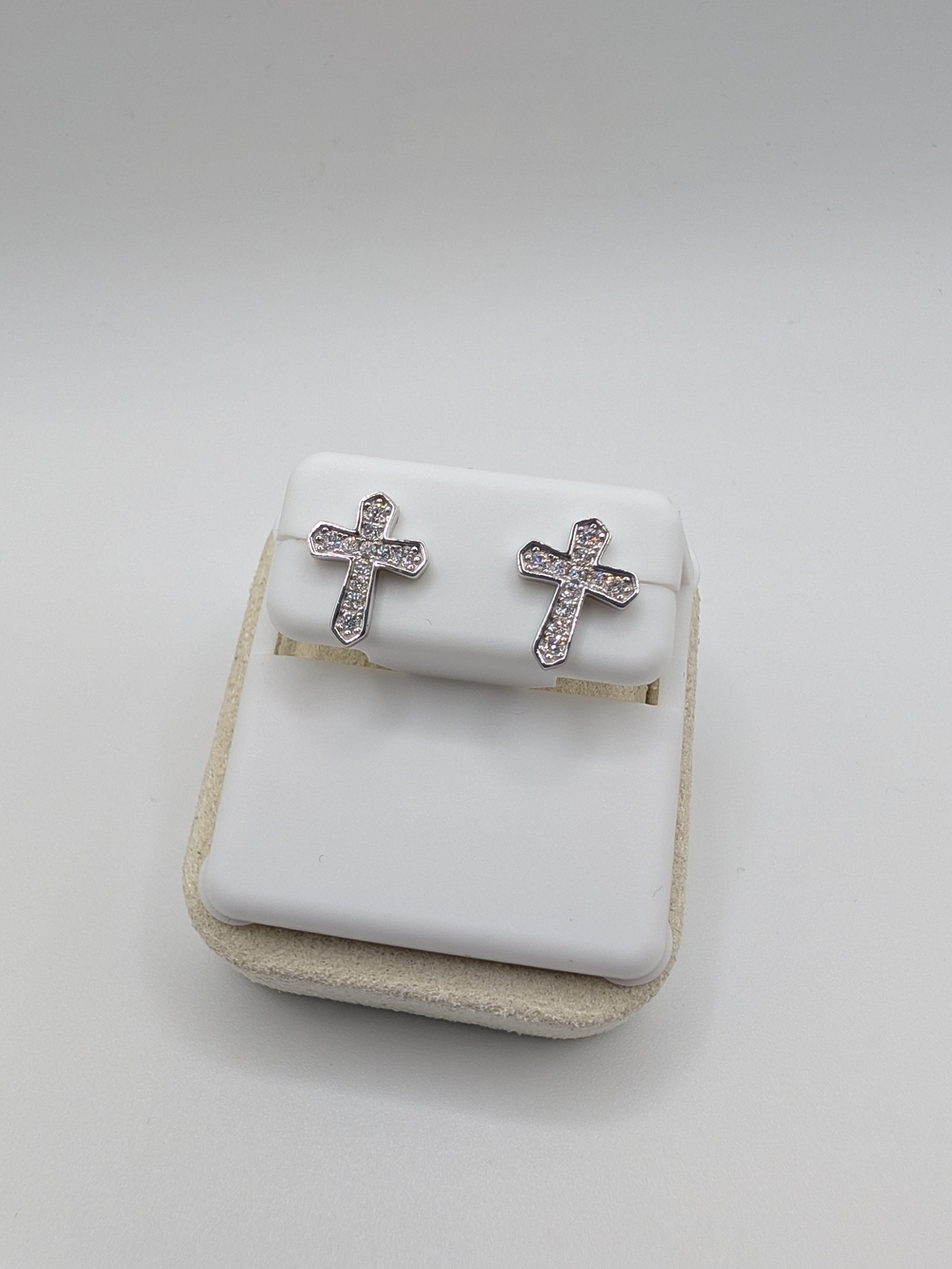 NWT 0.25 CTW Lab Grown Diamond Cross Stud Earrings 925 Sterling Silver IGI Cert